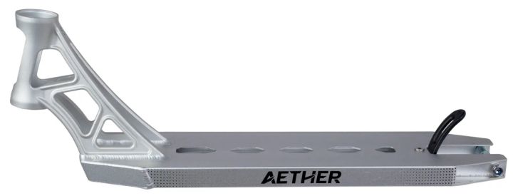 Pamatne Striker Aether 490 Silver