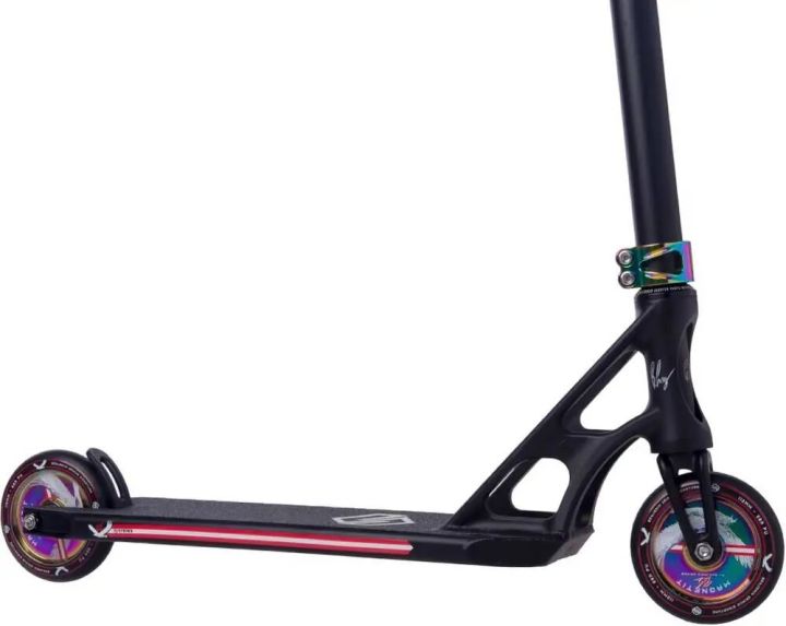 Triku skrejriteņis Striker Bgseakk Magnetit Black Neo