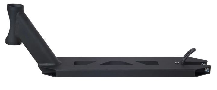 Pamatne Striker Lux 490 Black